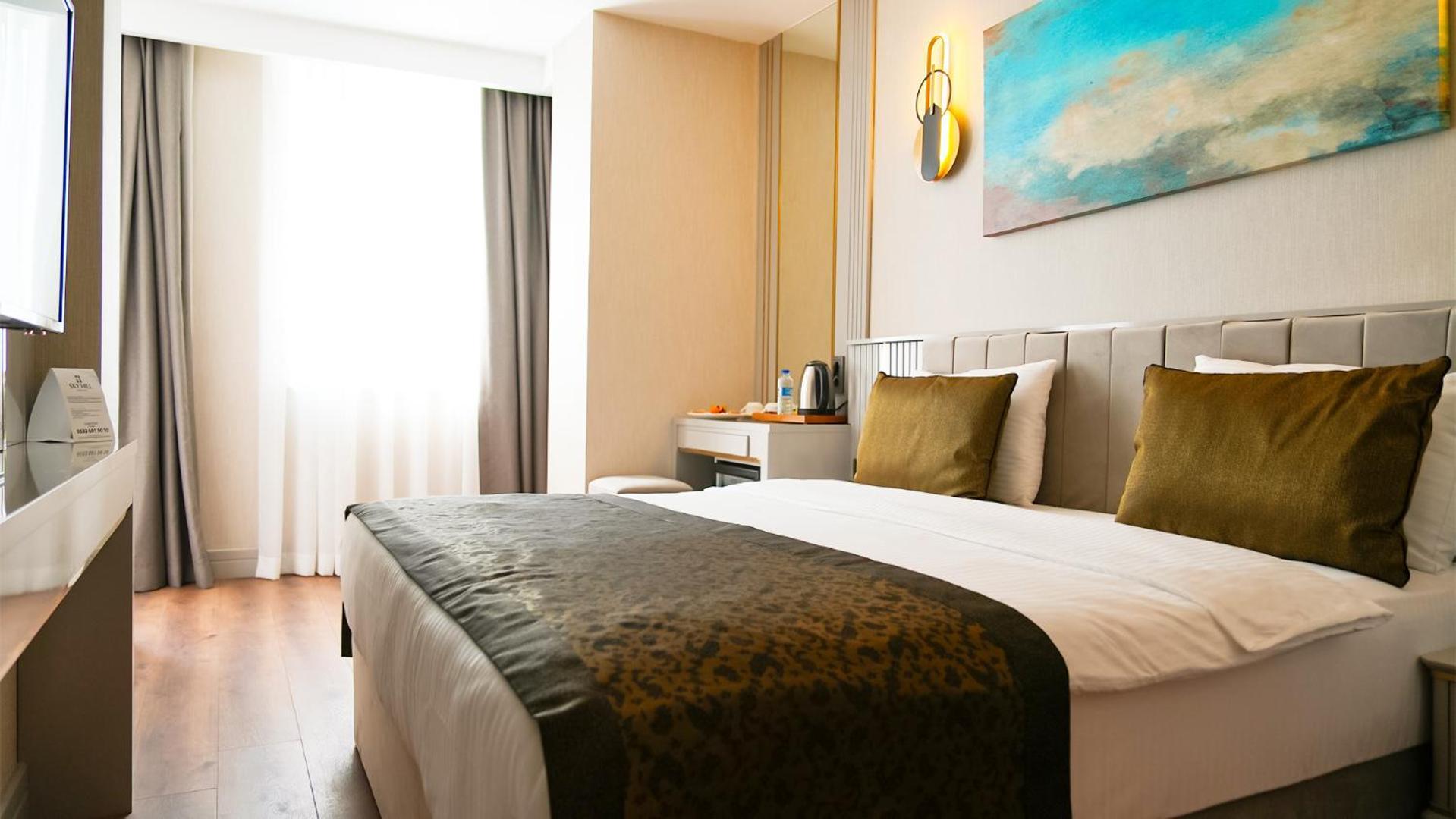 Hotel Sky Hill
