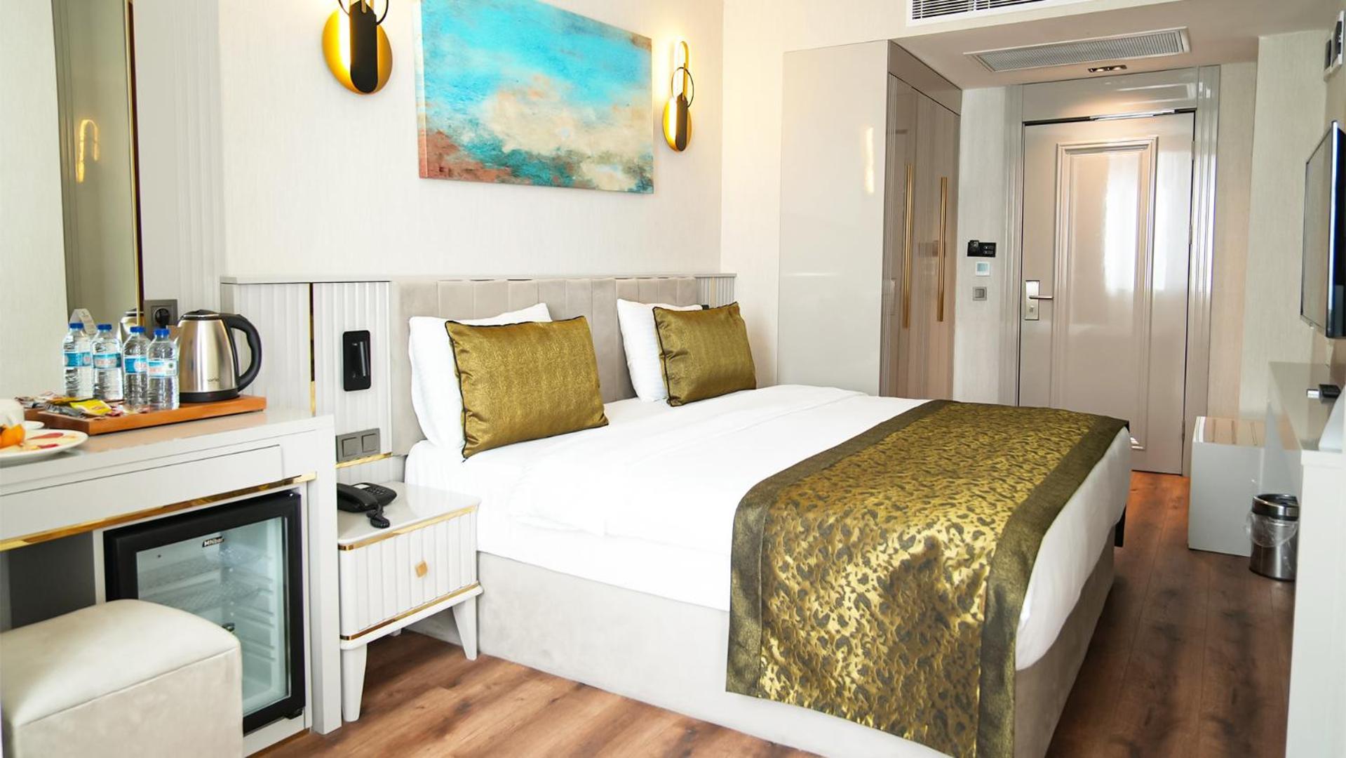 Sky Hill 4*